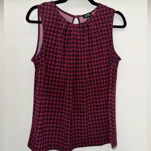 Red And Navy Houndstooth Sleeveless Shirt